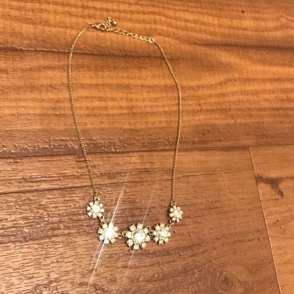 Flower necklace
